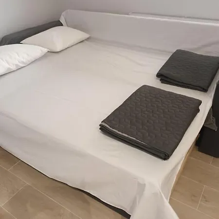 Apartment Partcon B