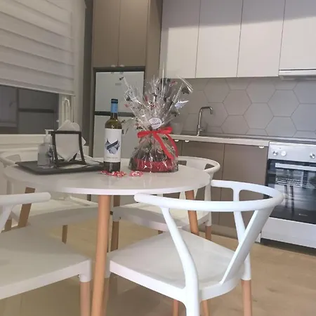 Apartment Partcon B