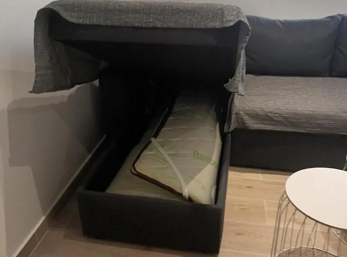 Partcon B * 尼奥伊皮瓦太